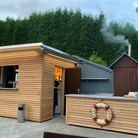 Nautilus 3* Chodov (Karlovy Vary)