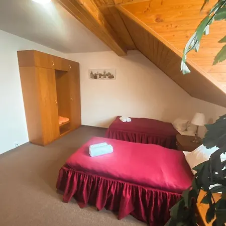Nautilus Hotel
